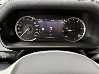 Land Rover Defender X-Dynamic / 4WD / 3.0 Diesel / Automaat / Panorama picture 10