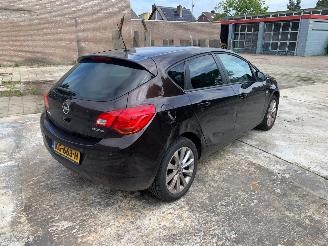 Opel Astra 1.4 COSMO picture 6