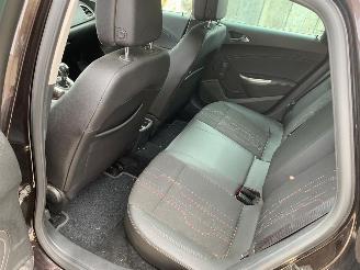 Opel Astra 1.4 COSMO picture 15
