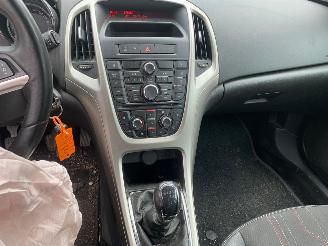 Opel Astra 1.4 COSMO picture 19