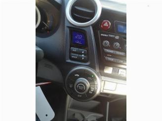 Honda Insight Insight (ZE2), Hatchback, 2009 / 2014 1.3 16V VTEC picture 12