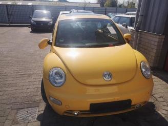 demontáž osobní automobily Volkswagen Beetle New Beetle (9C1/9G1), Hatchback 3-drs, 1998 / 2010 2.0 2001
