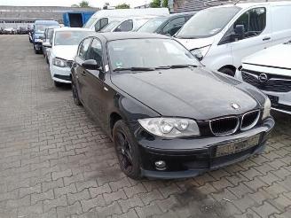Coche siniestrado BMW 1-serie 1 serie (E87/87N), Hatchback 5-drs, 2003 / 2012 116i 1.6 16V 2005