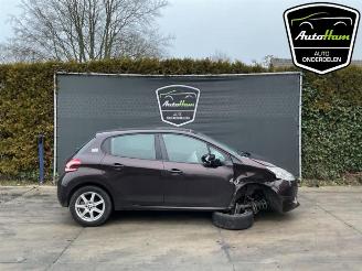 Démontage voiture Peugeot 208 208 I (CA/CC/CK/CL), Hatchback, 2012 / 2019 1.2 Vti 12V PureTech 82 2013/6