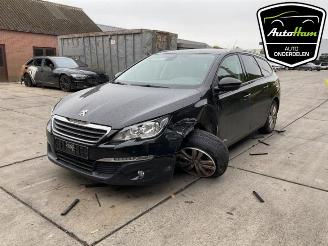 Peugeot 308 308 SW (L4/L9/LC/LJ/LR), Combi 5-drs, 2014 / 2021 1.2 12V e-THP PureTech 110 picture 4