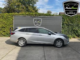 Vrakbiler auto Opel Astra Astra K Sports Tourer, Combi, 2015 / 2022 1.0 ECOTEC Direct Injection Turbo 12V 2019/9