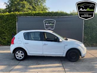 Auto da rottamare Dacia Sandero Sandero I (BS), Hatchback, 2008 / 2013 1.2 16V 2010/10