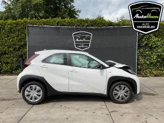 Autoverwertung Toyota Aygo Aygo X, Hatchback, 2022 1.0 12V VVT-i 2025/3