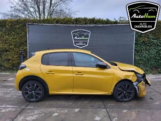 disassembly passenger cars Peugeot 208 208 II (UB/UH/UP), Hatchback 5-drs, 2019 1.2 Vti 12V PureTech 100 2021/10