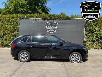 Vrakbiler auto Skoda Scala Scala, Hatchback 5-drs, 2019 1.0 TSI 115 2019/11