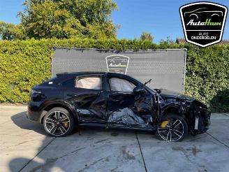 Dezmembrări autoturisme Porsche Cayenne Cayenne III (9YA), SUV, 2017 3.0 V6 24V Turbo E-Hybrid 2021/2