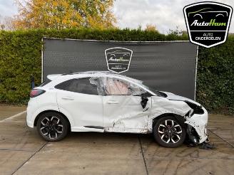 Vrakbiler auto Ford Puma Puma, SUV, 2019 1.0 Ti-VCT EcoBoost Hybrid 12V 2022/3