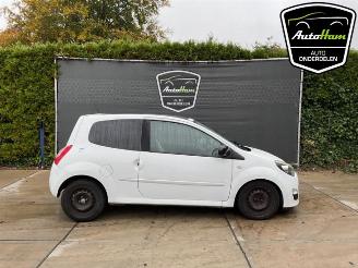 Coche siniestrado Renault Twingo Twingo II (CN), Hatchback 3-drs, 2007 / 2014 1.2 16V 2012/6
