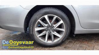 Mazda 3 6 SportBreak (GJ/GH/GL), Combi, 2012 2.0 SkyActiv-G 165 16V picture 2