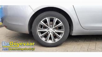 Peugeot 308 308 SW (L4/L9/LC/LJ/LR), Combi 5-drs, 2014 / 2021 1.2 12V e-THP PureTech 130 picture 4