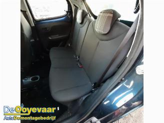 Peugeot 108 108, Hatchback, 2014 1.0 12V picture 8