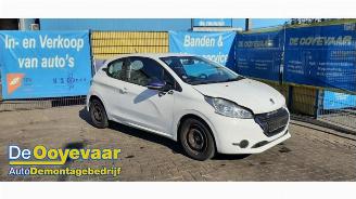 Uttjänta bilar auto Peugeot 208 208 I (CA/CC/CK/CL), Hatchback, 2012 / 2019 1.0 Vti 12V PureTech 2014/10