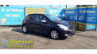 Purkuautot passenger cars Peugeot 208 208 I (CA/CC/CK/CL), Hatchback, 2012 / 2019 1.2 Vti 12V PureTech 82 2014/10