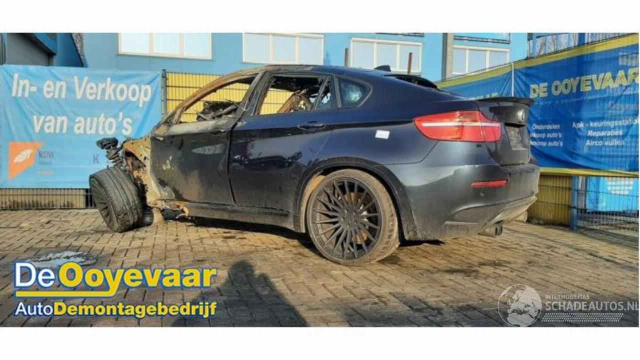 BMW X6M X6M (E71/72), SUV, 2009 / 2014 4.4i V8 Turbo 32V