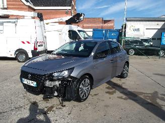 Coche accidentado Peugeot 208  2020/10