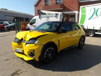 Avarii autoturisme Renault 5 ICONIC CINQ 2025/3