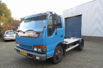 krockskadad bil bedrijf Isuzu  NQR70G-5L TURBO INTERCOOLED TREKKER 2001/5