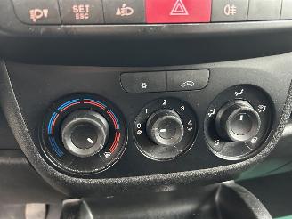 Opel Combo VAN 1.3 CDTI ECOFLEX L1 H1 66 KW AIRCO picture 9