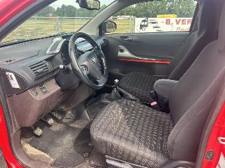 Toyota iQ 1.0 VVTi Comfort LPG G3 MOTORSCHADE ! picture 6