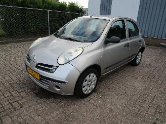 krockskadad bil auto Nissan Micra 1.2 Airco 5-Drs 2005/9