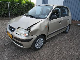 Vaurioauto  passenger cars Hyundai Atos 1.1 Airco 5-Drs 2006/3