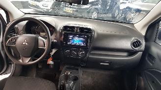 Mitsubishi Space-star 1.2 12V HATC.  BENZ 1.193CC 52KW 71PK picture 7