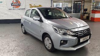 Mitsubishi Space-star 1.2 12V HATC.  BENZ 1.193CC 52KW 71PK picture 3