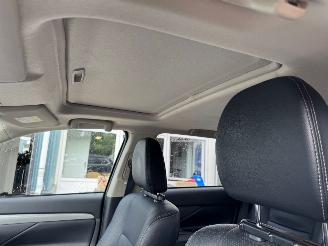 Mitsubishi Outlander 2.0 AUTOMAAT PHEV Instyle BJ 2014 305.027 KM picture 17