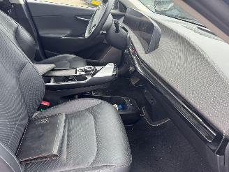 Kia EV6 Plus 77.4 kWh picture 16