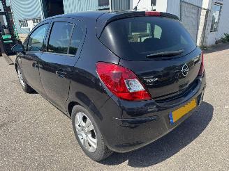 Opel Corsa 1.3 CDTi EcoFlex S/S Cosmo picture 3