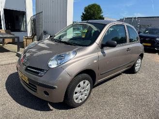 Coche accidentado Nissan Micra 1.2 AUTOMAAT Visia 2006/1