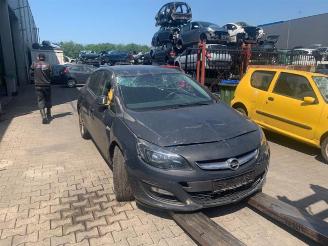 Autoverwertung Opel Astra Astra J (PC6/PD6/PE6/PF6), Hatchback 5-drs, 2009 / 2015 1.7 CDTi 16V 110 2014/5