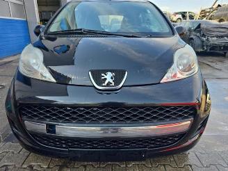 Salvage car Peugeot 107 107, Hatchback, 2005 / 2014 1.0 12V 2010/9