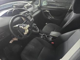 Toyota Verso Verso, MPV, 2009 / 2018 1.8 16V VVT-i picture 12