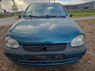 Coche siniestrado Opel Corsa Corsa B (73/78/79), Hatchback, 1993 / 2000 1.4i 1998/1