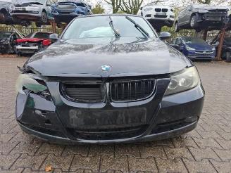 Vrakbiler auto BMW 3-serie 3 serie (E90), Sedan, 2005 / 2011 320i 16V 2008/5