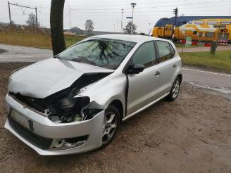 Dezmembrări autoturisme Volkswagen Polo Polo V (6R), Hatchback, 2009 / 2017 1.2 12V 2012/3