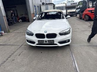 krockskadad bil auto BMW 1-serie 1 serie (F20), Hatchback 5-drs, 2011 / 2019 116i 1.5 12V 2018/1