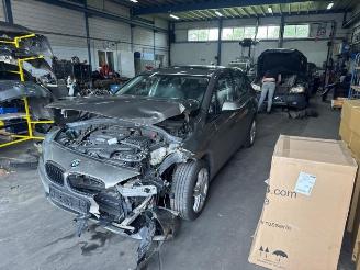 Salvage car BMW 2-serie 2 serie Active Tourer (F45), MPV, 2013 / 2021 225i 2.0 TwinPower Turbo 16V 2015/10