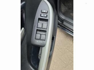 Toyota Prius Prius (ZVW3), Hatchback, 2009 / 2016 1.8 16V picture 13