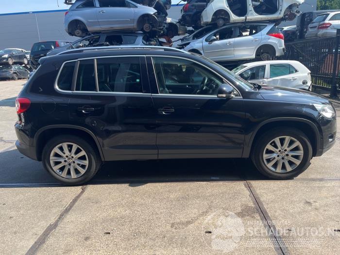 Volkswagen Tiguan Tiguan (5N1/2), SUV, 2007 / 2018 2.0 TSI 16V 4Motion