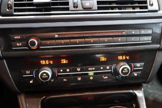 BMW 5-serie 5 serie (F10), Sedan, 2009 / 2016 523i 24V picture 15