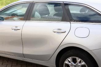 Kia Cee d Ceed Sportswagon (CDF), Combi 5-drs, 2018 1.0i T-GDi 12V picture 25