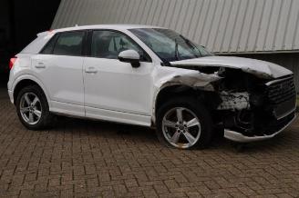 Salvage car Audi Q2 Q2 (GAB/GAG), SUV, 2016 1.0 TFSI 12V 2017/6