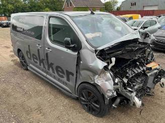 Salvage car Peugeot Expert Expert (VA/VB/VE/VF/VY), Van, 2016 2.0 Blue HDi 180 16V 2020/11